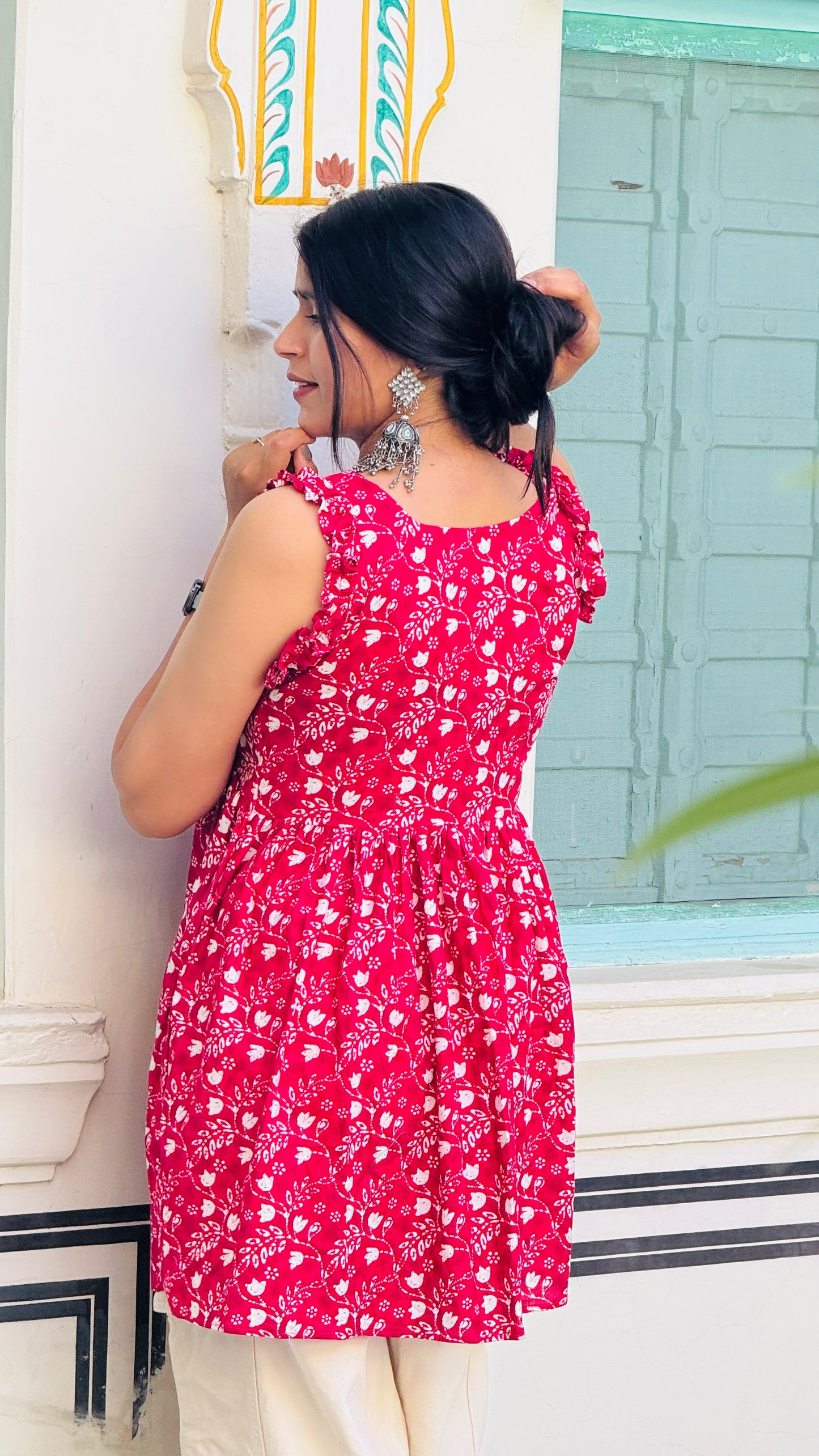 “Gulnaar Glow” Sleeveless Gathered Cotton Dress🌸